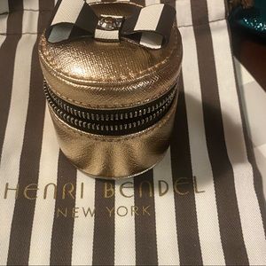 - Henri Bendel ring box an dusk bag